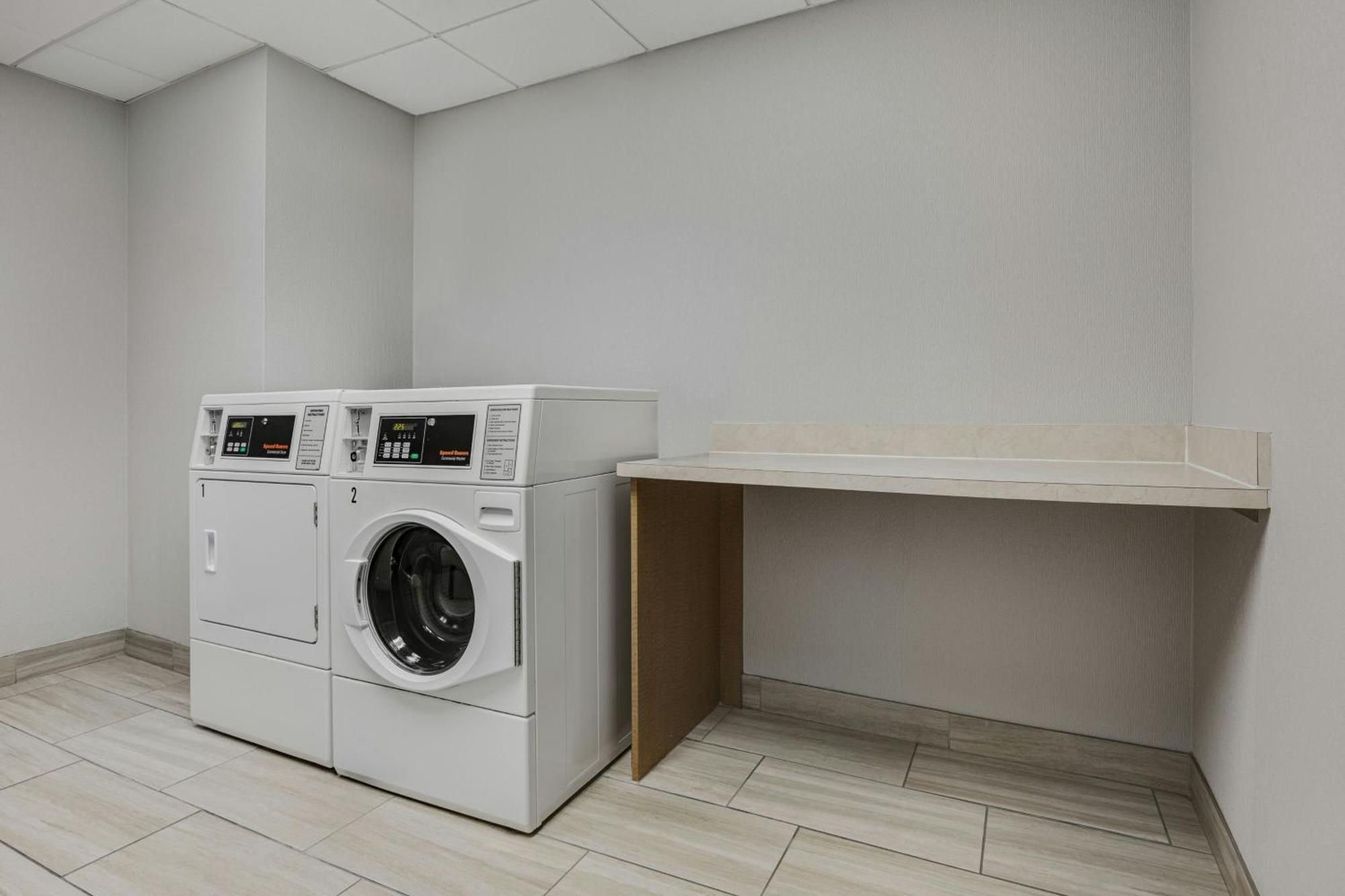 Springhill Suites By Marriott Jacksonville North I-95 Area Eksteriør billede